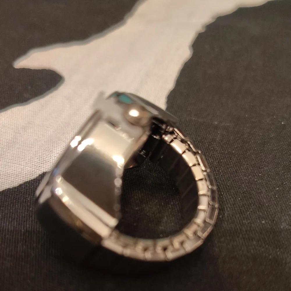 🆕Working Ring Watch Silver Peach Quartz NIP